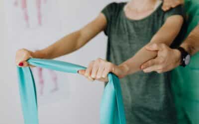 Fisioterapia motora pós AVC: Como recuperar movimentos em casa nos primeiros 3 meses